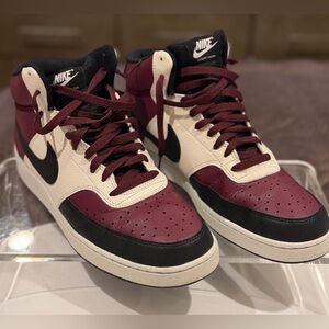 Nike Men's Maroon and Black High-Top Sneakers sz 12, excellent condition